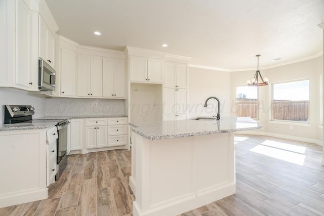 1710 Northridge Street, Dumas, TX 79029