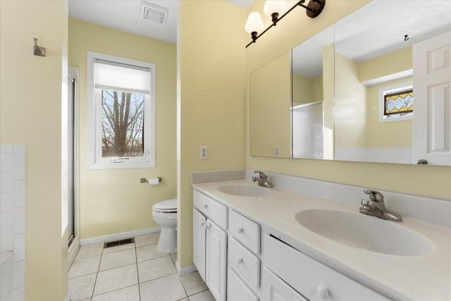 202 WOODBURY Circle, Council Bluffs, IA 51503