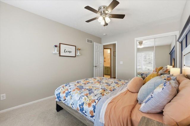 202 WOODBURY Circle, Council Bluffs, IA 51503