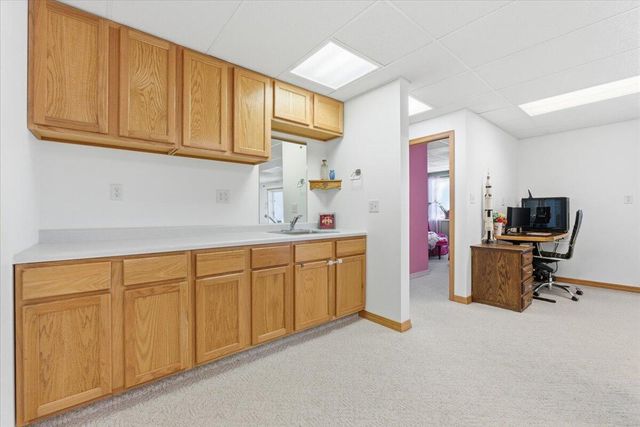 202 WOODBURY Circle, Council Bluffs, IA 51503