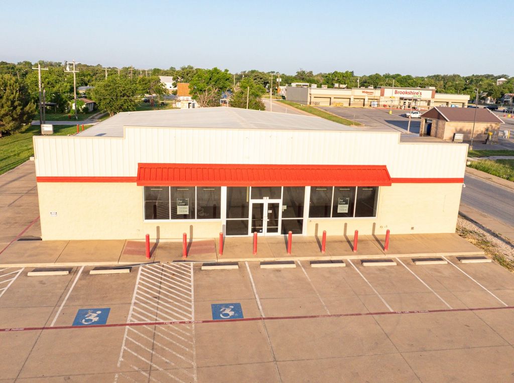 1106 Conrad Hilton Boulevard, Cisco, TX 76437