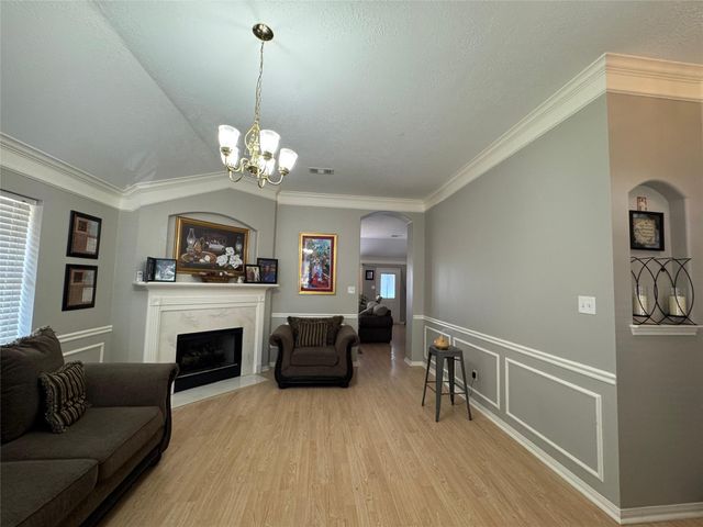 3670 Lakearies Lane, Katy, TX 77449