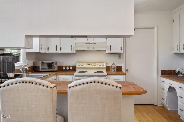 5520 Newberry Drive, Raleigh, NC 27609