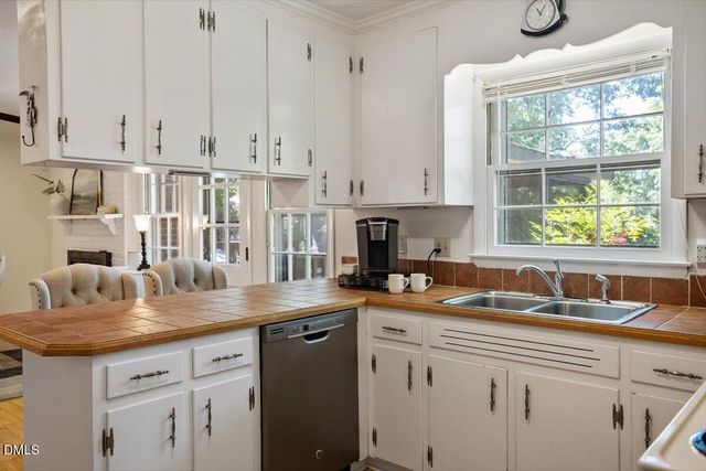 5520 Newberry Drive, Raleigh, NC 27609