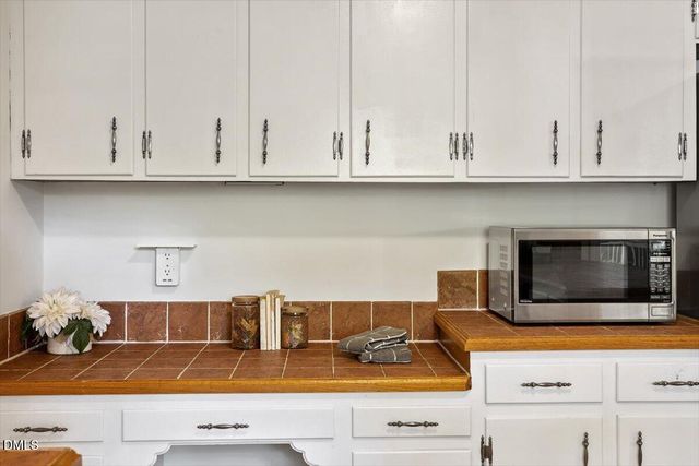 5520 Newberry Drive, Raleigh, NC 27609