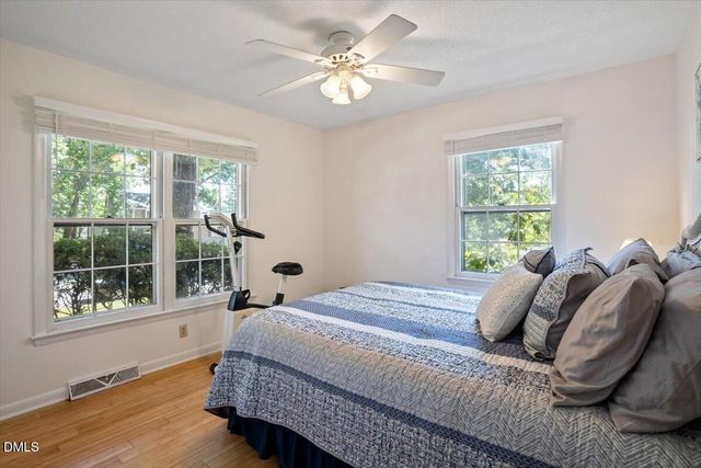 5520 Newberry Drive, Raleigh, NC 27609