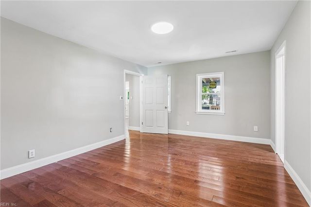 9571 Rowes Point RD, Hayes, VA 23072