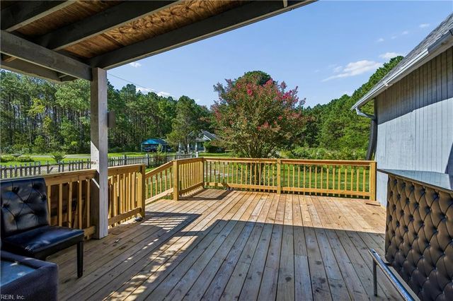9571 Rowes Point RD, Hayes, VA 23072