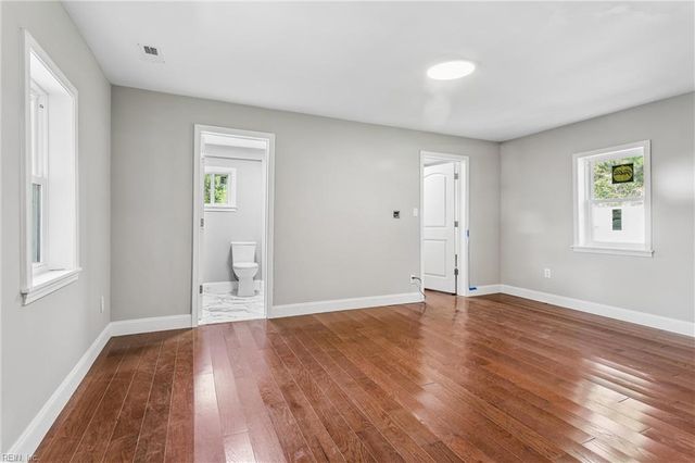9571 Rowes Point RD, Hayes, VA 23072