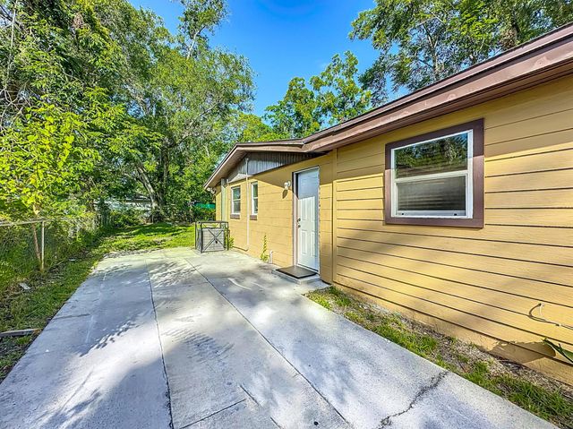 2842 Lucoma Drive, Jacksonville, FL 32254