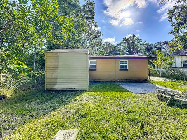 2842 Lucoma Drive, Jacksonville, FL 32254
