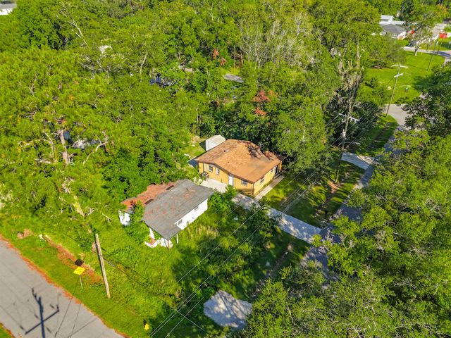 2842 Lucoma Drive, Jacksonville, FL 32254