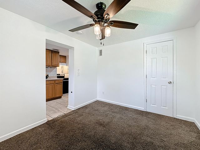 2842 Lucoma Drive, Jacksonville, FL 32254