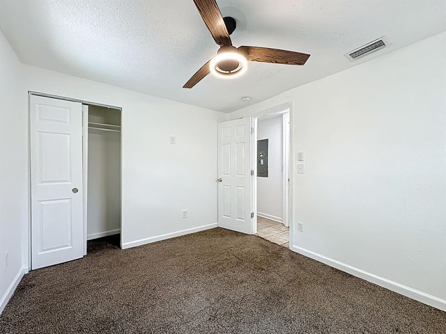 2842 Lucoma Drive, Jacksonville, FL 32254