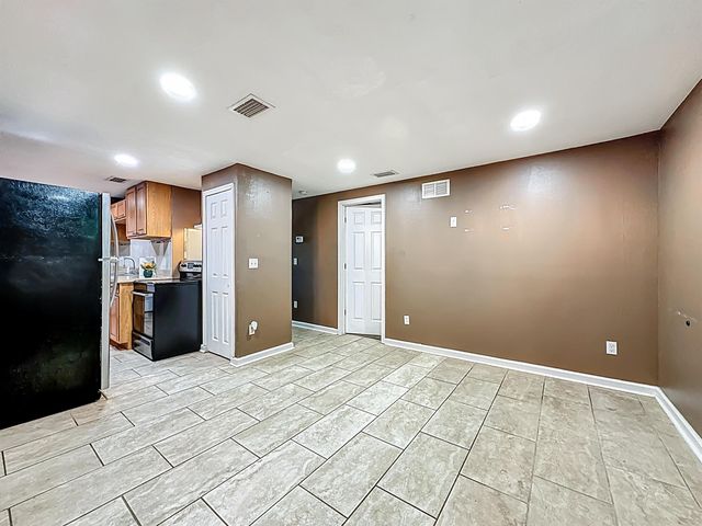 2842 Lucoma Drive, Jacksonville, FL 32254