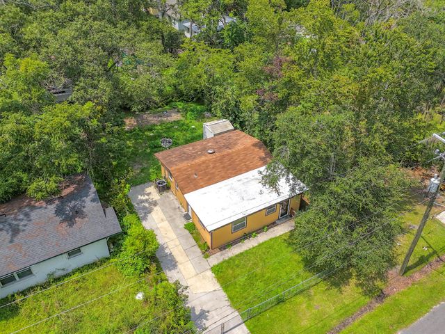 2842 Lucoma Drive, Jacksonville, FL 32254