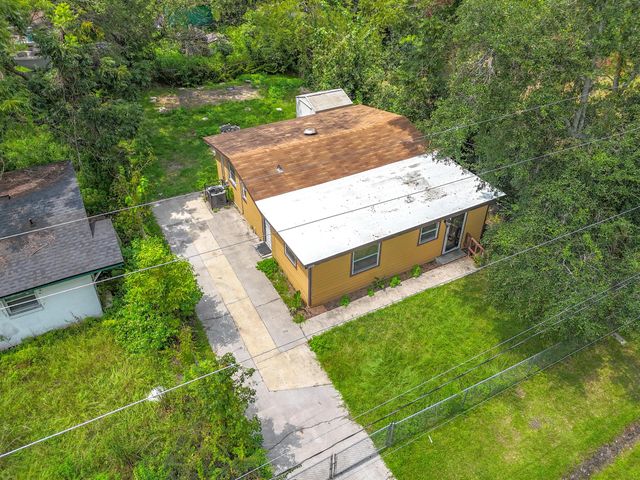 2842 Lucoma Drive, Jacksonville, FL 32254