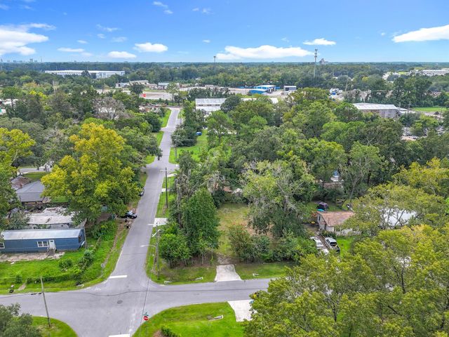 2842 Lucoma Drive, Jacksonville, FL 32254