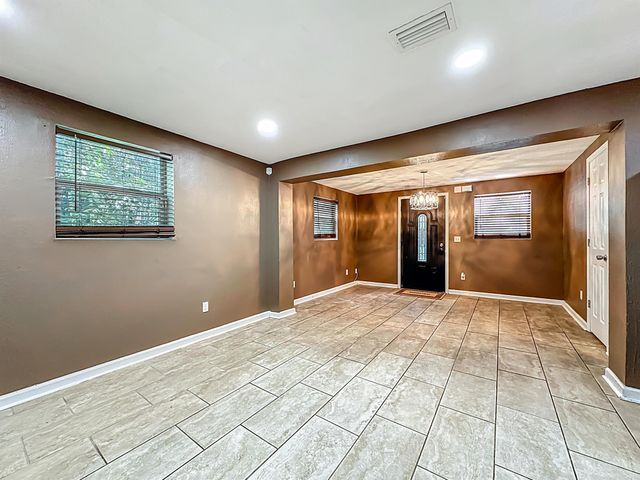 2842 Lucoma Drive, Jacksonville, FL 32254