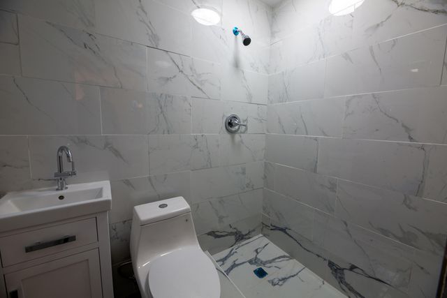 1536 Chicago Boulevard, Detroit, MI 48206