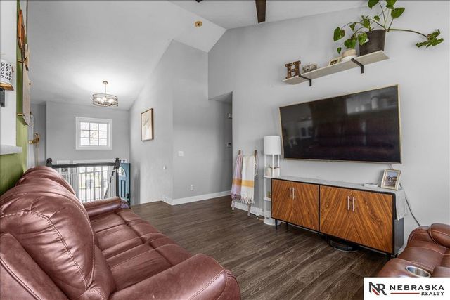 16021 Robin Drive, Omaha, NE 68136