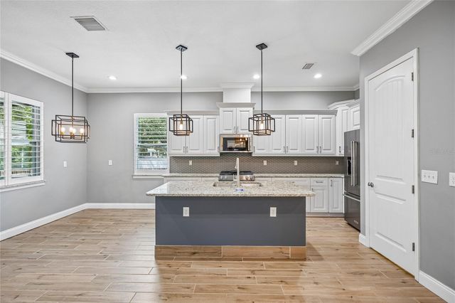 3206 W PRICE AVENUE, Tampa, FL 33611