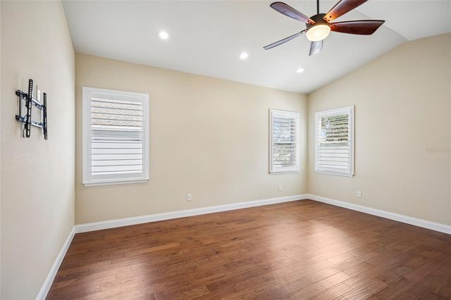 3206 W PRICE AVENUE, Tampa, FL 33611
