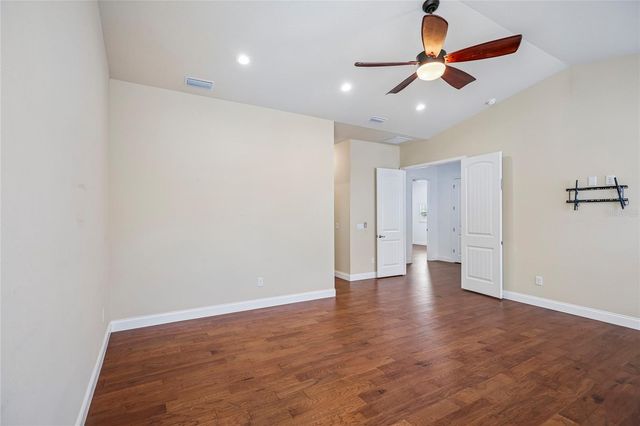 3206 W PRICE AVENUE, Tampa, FL 33611