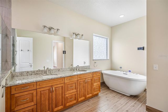 3206 W PRICE AVENUE, Tampa, FL 33611