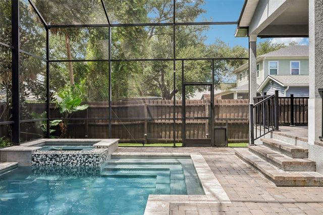 3206 W PRICE AVENUE, Tampa, FL 33611