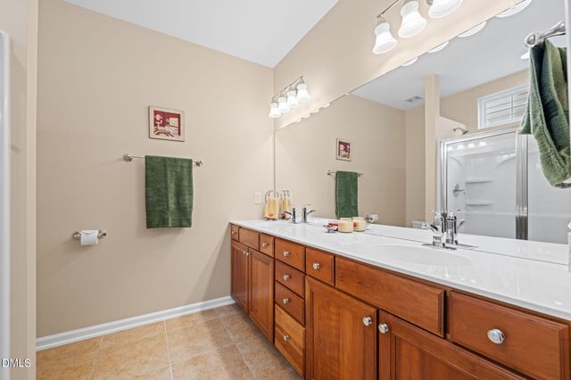 316 Easton Grey Loop, Cary, NC 27519