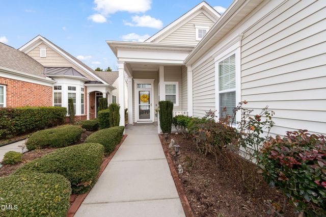 316 Easton Grey Loop, Cary, NC 27519