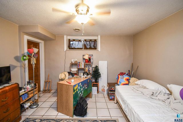 201 N Main St Street, Humboldt, SD 57035