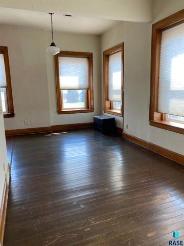 201 N Main St Street, Humboldt, SD 57035