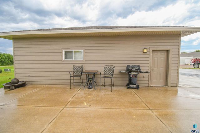 201 N Main St Street, Humboldt, SD 57035