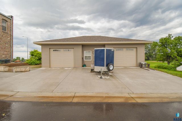 201 N Main St Street, Humboldt, SD 57035