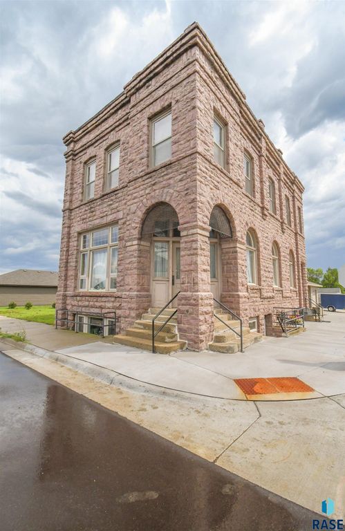 201 N Main St Street, Humboldt, SD 57035