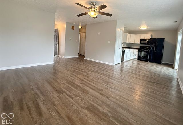 823 Tall Timber Drive, Greenwood, IN 46143