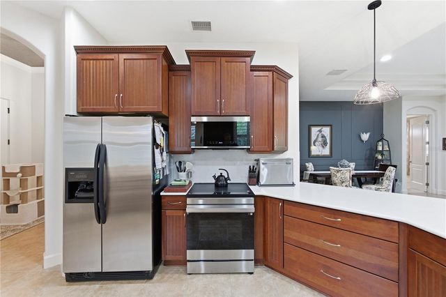 85 SOUTHLAKE DRIVE, Palm Coast, FL 32137