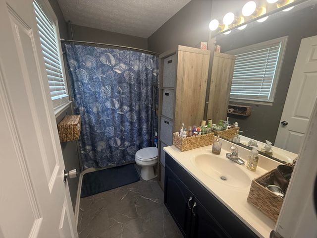 321 Burchwood Drive, Berea, KY 40403
