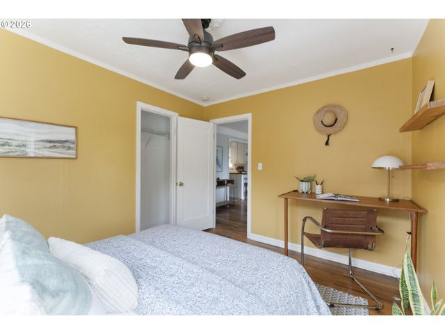 2343 Se 85TH Ave Se, Portland, OR 97216
