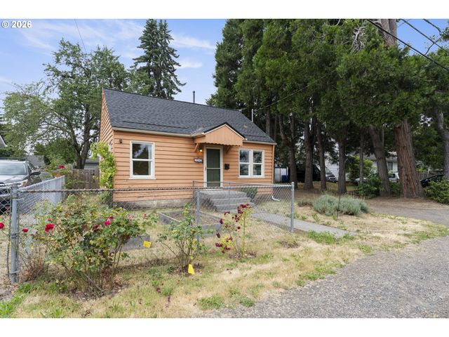 2343 Se 85TH Ave Se, Portland, OR 97216