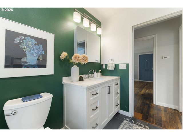 2343 Se 85TH Ave Se, Portland, OR 97216
