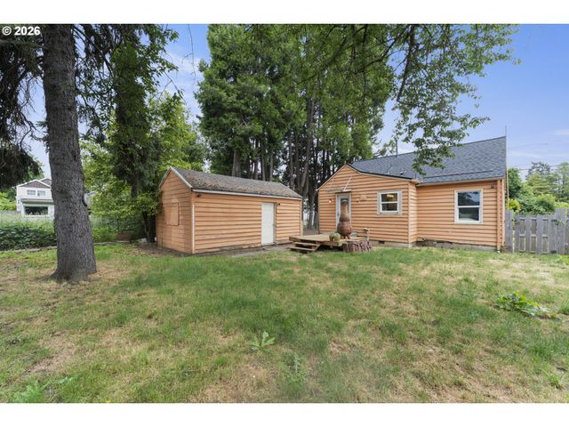 2343 Se 85TH Ave Se, Portland, OR 97216