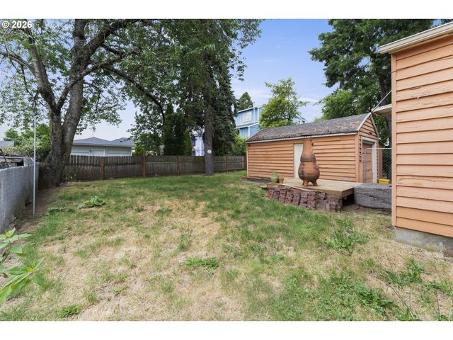 2343 Se 85TH Ave Se, Portland, OR 97216