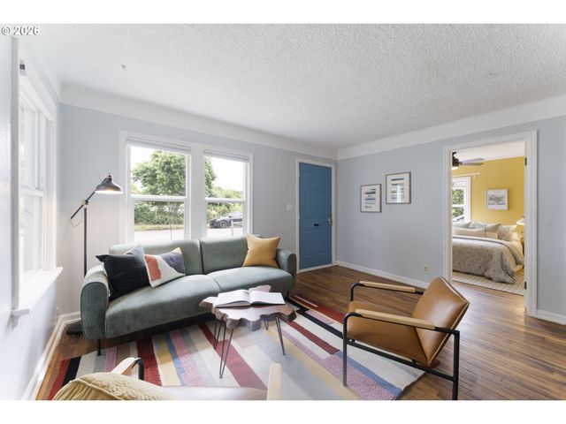 2343 Se 85TH Ave Se, Portland, OR 97216