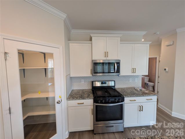 634 Cypress Glen Lane, Lake Wylie, SC 29710