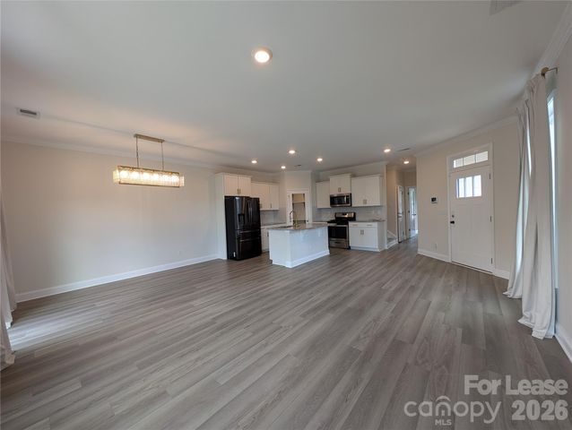 634 Cypress Glen Lane, Lake Wylie, SC 29710