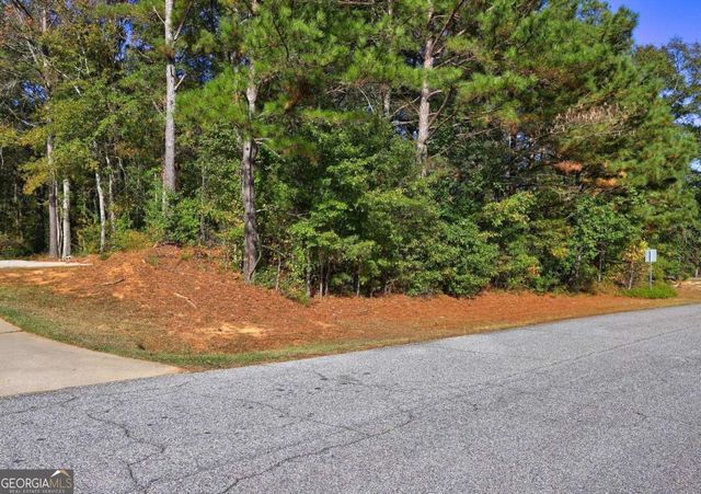 811 Hood Road, Fayetteville, GA 30214