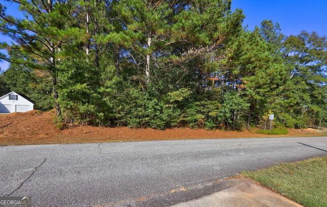 811 Hood Road, Fayetteville, GA 30214